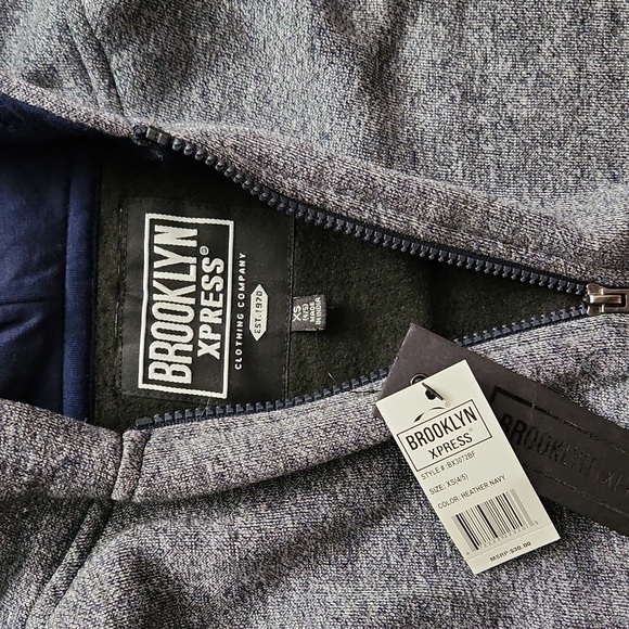 NWT Boys zip up hoodie - Picture 2 of 5